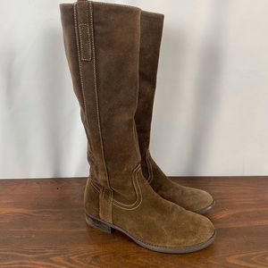 Guess brown suede boots.